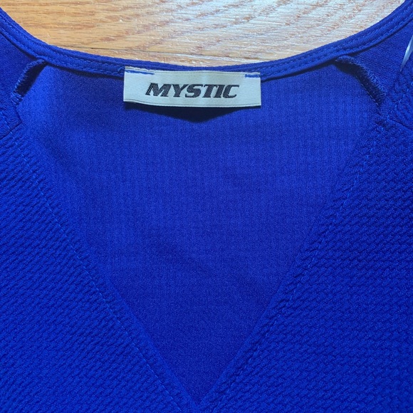 Skater style blue dress with waist tie - Picture 6 of 7